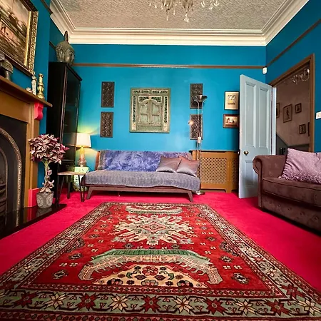 Charming Victorian House Homestay Whitby